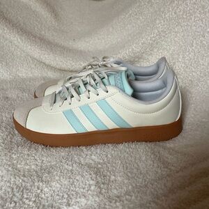 Adidas VL Court Base 8 1/2 Women’s